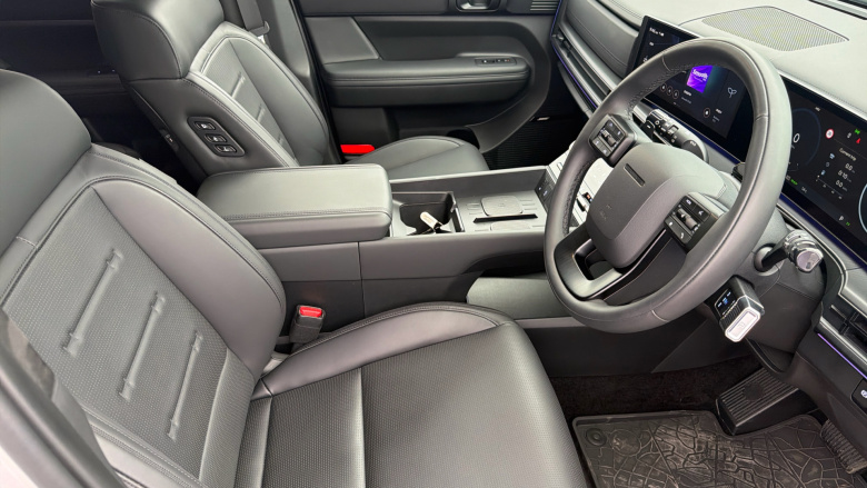 Hyundai SANTA FE 1.6 TGDi Plug-in Hybrid Calligraphy 5dr 4WD Auto Estate